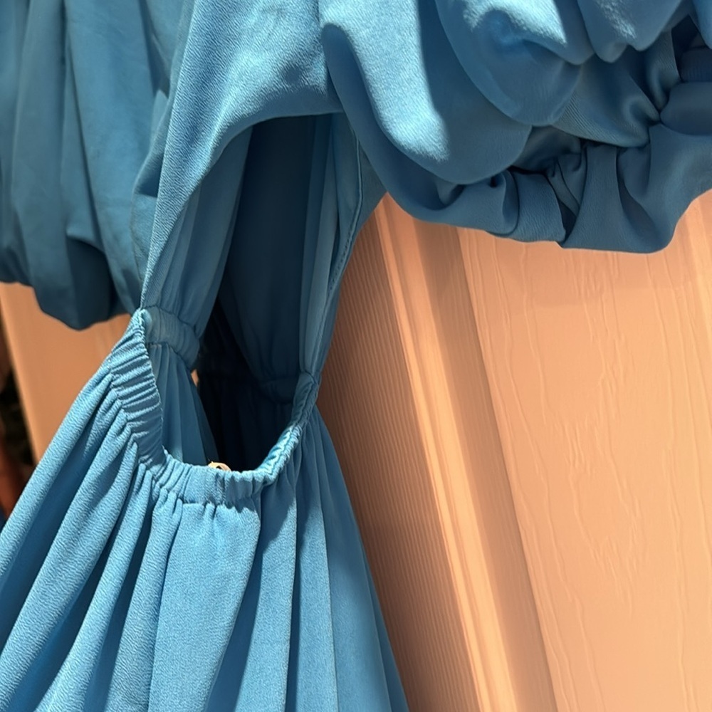 Blue dress - Picture 3 of 6